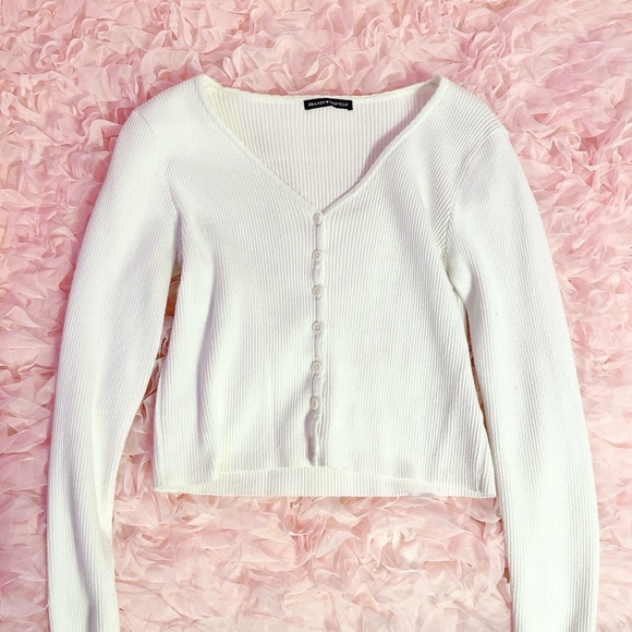 Brandy Melville Sweaters - brandy melville button up cardigan